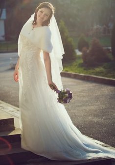 Свадебное платье F52851. С прямой юбкой, длинное со шлейфом.