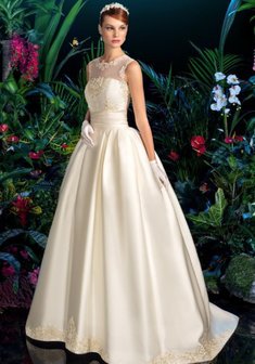 Свадебное платье Б52882. А-силуэт, длинное со шлейфом.